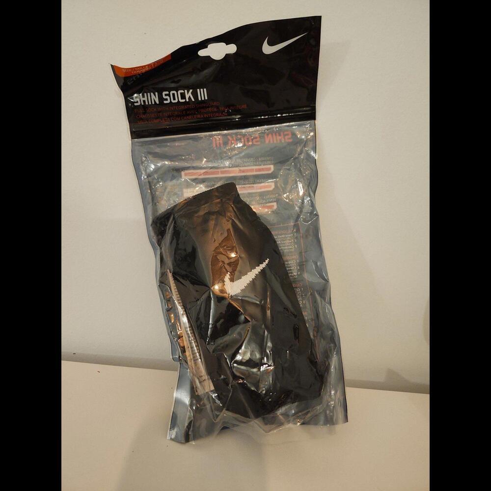 Nike shin‎ sock 3